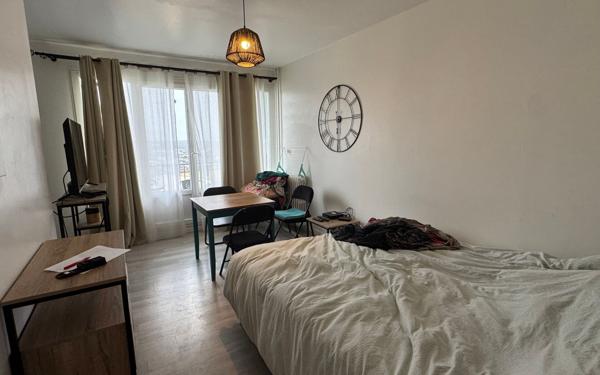 Appartement à vendre    1 pièce • 30 m2 Évreux