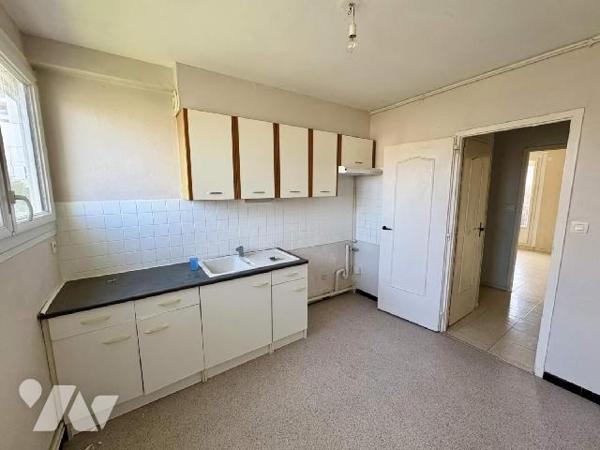 RENNES, T3 - RENNES - Square Henry Dunant - A proximité immédiate des transports, commerces et ...