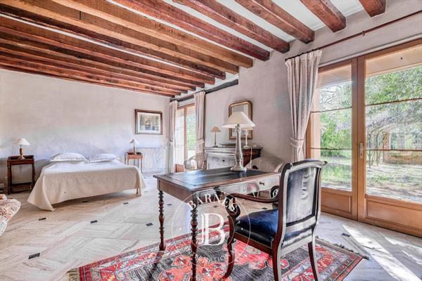 Nangis, Propriété 9 Chambres -  653 m² à vendre