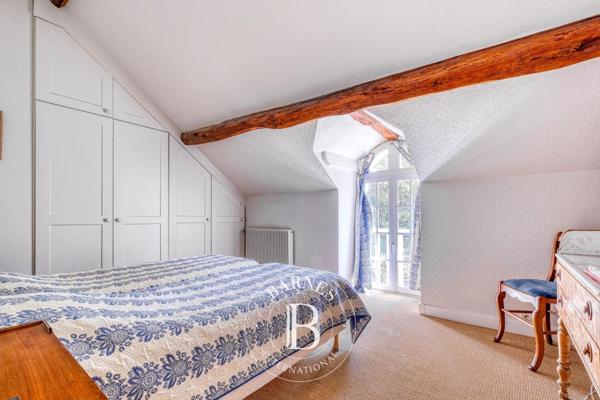 Nangis, Propriété 9 Chambres -  653 m² à vendre