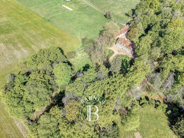 Nangis, Propriété 9 Chambres -  653 m² à vendre