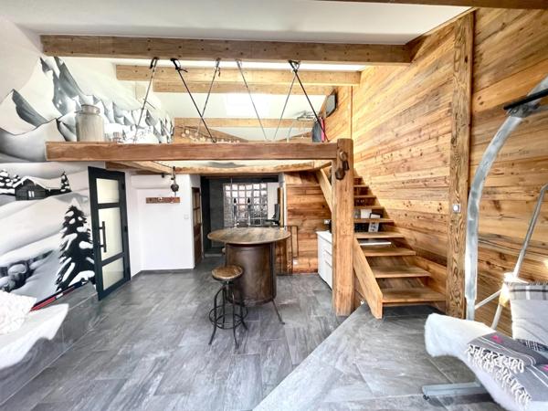 MAS EN CAMARGUE AVEC CHAMBRES D'HÔTES DE LUXE