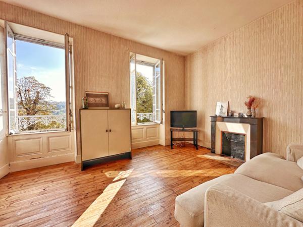 Maison de Maître - 260 m² habitables - La Roche-Blanche