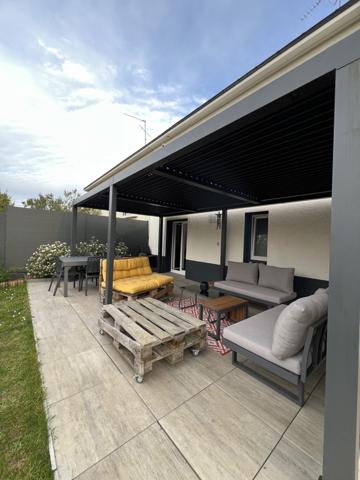 À vendre - Maison mitoyenne 1 côté, 6 pièces située à Saint-Cyr-sur-Loire (37540)
