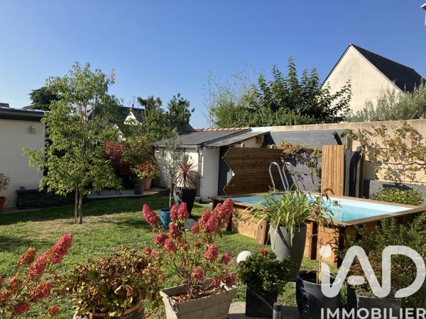 Maison à vendre 5 pièces 118 m² Sainte-Gemmes-sur-Loire