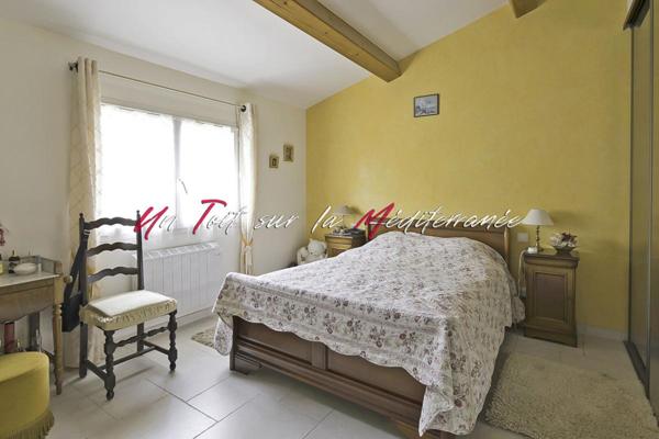 Villa contemporaine d'exception, 185m2 habitables, 4 chambres, piscine et garage au Lavandou. Parcelle 835m2