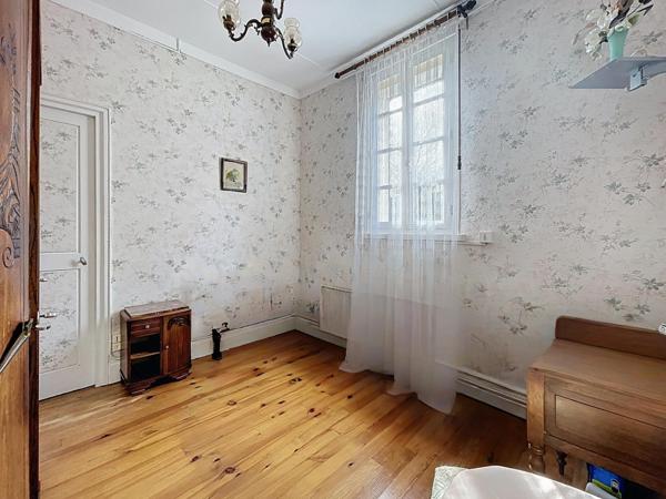 Située dans la commune de Liart