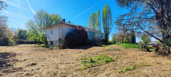 Maison à vendre |  Saint-Aigulin |  5 pièces | 127 m²