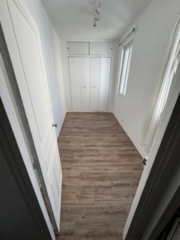 Local en RDC environ 65 m²