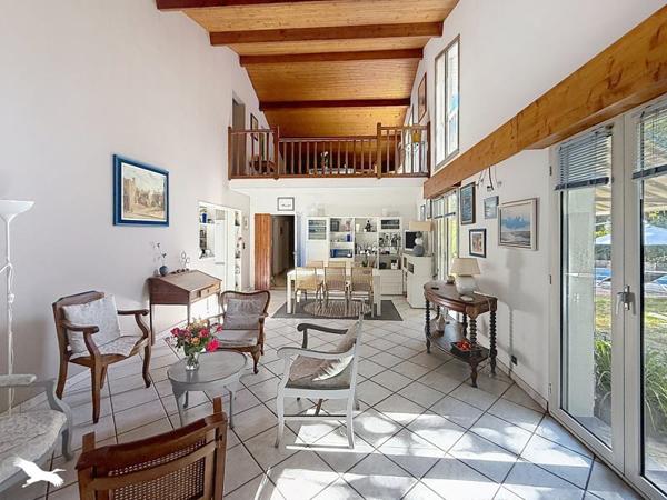 Maison à vendre 525 000 € Cestas 6 p 168 m² DPE C