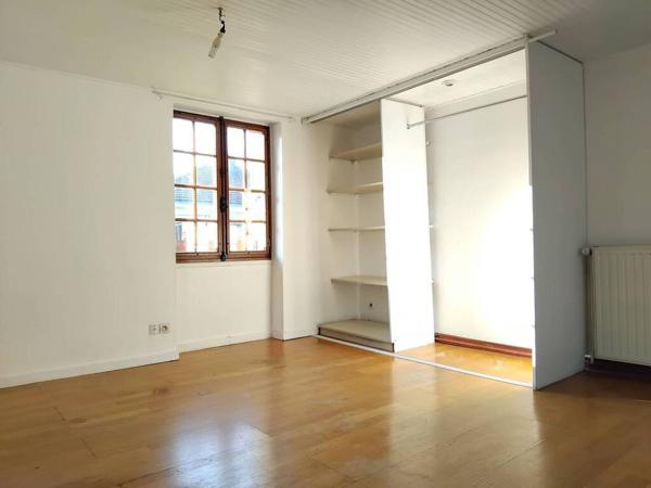 SAINT MARTIN D'HERES - MAISON T6 AVEC GARAGE ET JARDIN