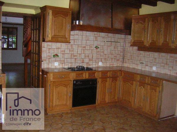 SAINT MARTIN D'HERES - MAISON T6 AVEC GARAGE ET JARDIN