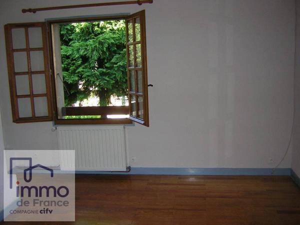 SAINT MARTIN D'HERES - MAISON T6 AVEC GARAGE ET JARDIN