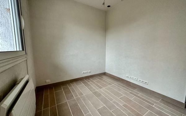 Maison à vendre    4 pièces •  Saint-Maur-des-Fossés