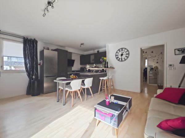 Appartement 3 pièces, 2 chambres et terrasse de 23 m²