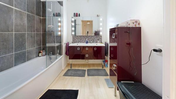 Appartement 3 pièces, 2 chambres et terrasse de 23 m²