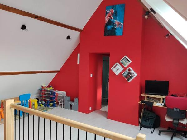 Location                                                      Maison
                        
                     6 pièces                      134 m2                     à Saint-Herblain