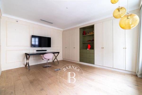 Paris 16ème, Maison de ville 5 Chambres -  330 m² à vendre