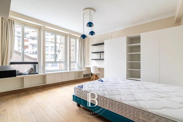 Paris 16ème, Maison de ville 5 Chambres -  330 m² à vendre