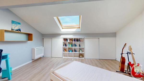 Appartement T5 à vendre  5 pièces - 98,15 m 2   BIARRITZ  - 64