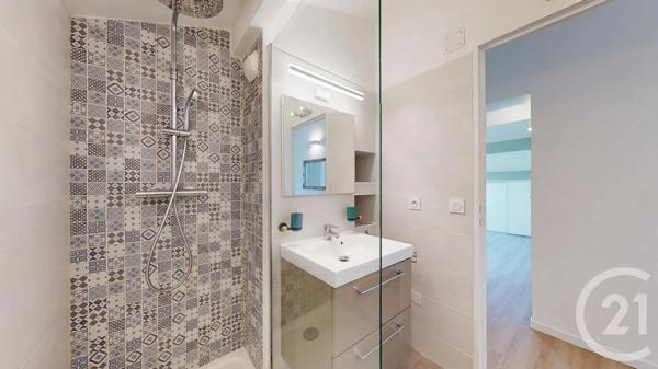 Appartement T5 à vendre  5 pièces - 98,15 m 2   BIARRITZ  - 64