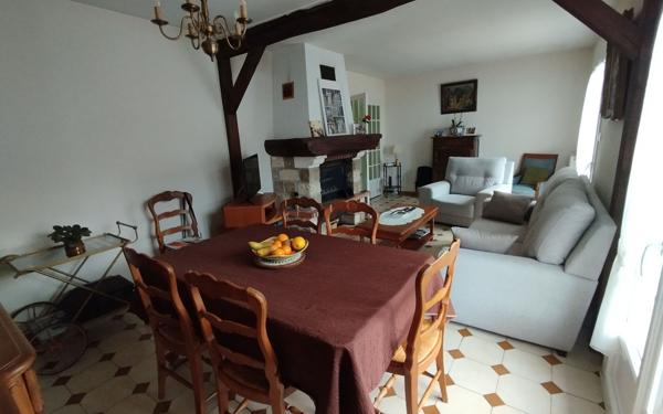 Maison à vendre    6 pièces •  Nouan-le-Fuzelier