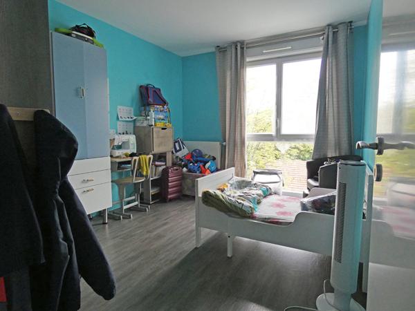 Appartement Neuilly-sur-marne 4 pièce(s) 78 m2