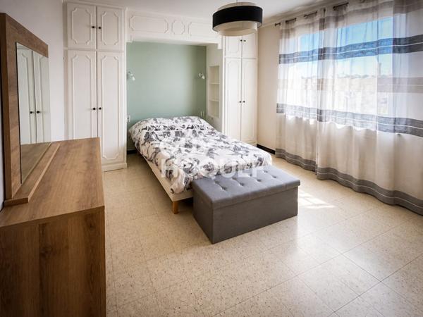 MAISON À VENDRE DE 9 PIÈCES DE 190,68 M²