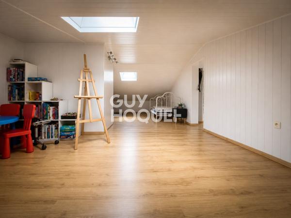 MAISON À VENDRE DE 9 PIÈCES DE 190,68 M²