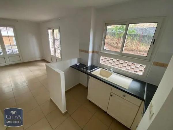 Appartement à louer 1 pièce 27.29m²