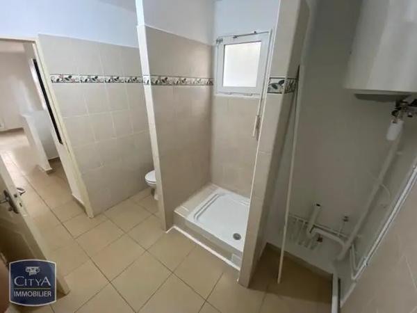 Appartement à louer 1 pièce 27.29m²