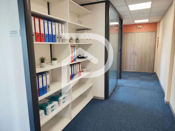 Bureaux 97 m2