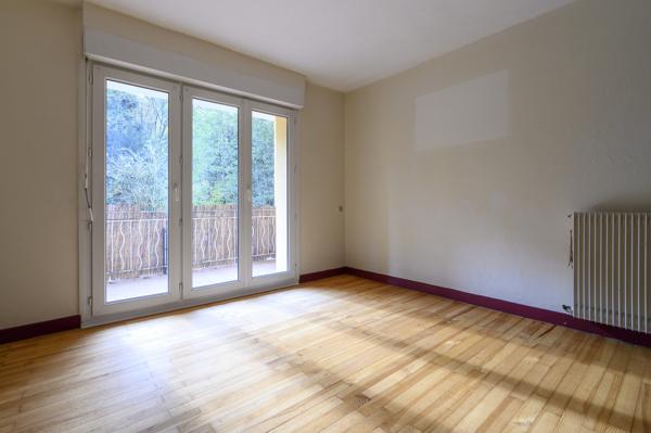 Belle Maison bi-famille ensemble de deux appartements