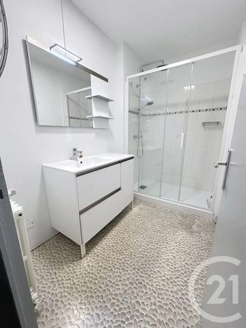 Appartement F3 à vendre  4 pièces - 83,04 m 2   FECAMP  - 76