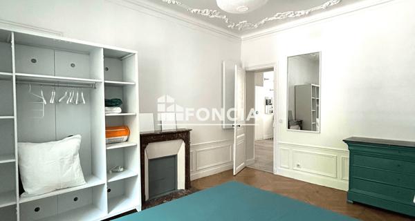 Location Appartement 3 pièces 65.72 m² - Paris 75017