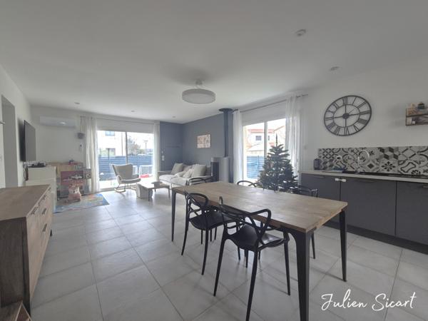 Villa 3 faces avec piscine