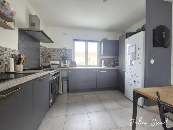 Villa 3 faces avec piscine