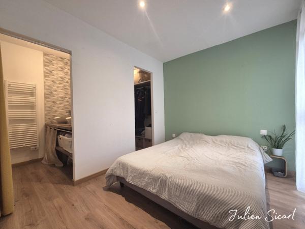 Villa 3 faces avec piscine