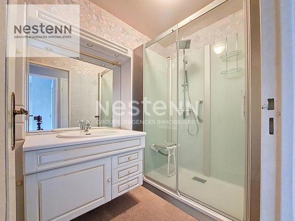 ORLEANS - LES BEAUMONTS - T3 - LUMINEUX (exposé OUEST) - BALCON - PLACE DE STATIONNEMENT - RAVALEMENT + ISOLATION - DPE D !