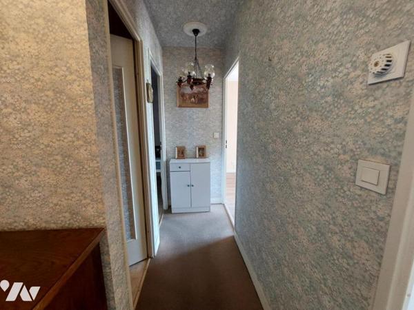 APPARTEMENT F2 AVEC BALCON + PLACE PARKING SOUS SOL