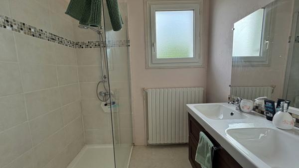 VOUILLE - maison T4 de 135m² avec jardin