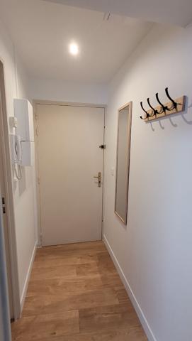 Bel appartement T1 meublé -19 m²  - Centre-ville du Mans -Proche Vieux-Mans, Tramway et Gare