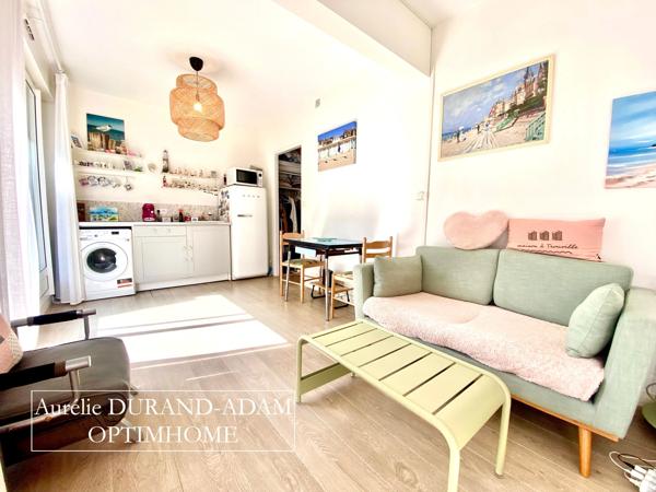 Très agréable studio meublé à vendre à deux pas de la plage - Cave - Emplacement recherché !