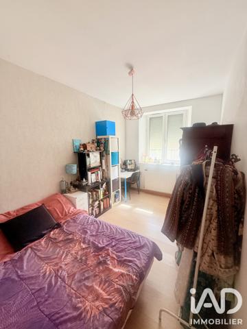 Maison à vendre 5 pièces 104,56 m² Sainte-Sigolène