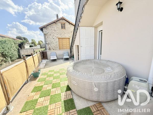 Maison à vendre 5 pièces 104,56 m² Sainte-Sigolène