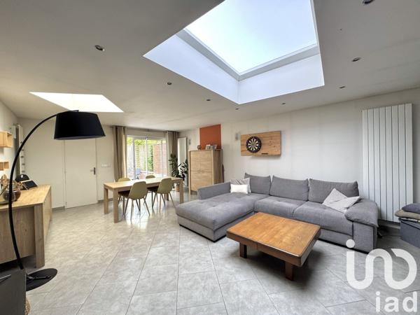 Maison de ville 4 pièces de 104 m² à Halluin (59250)