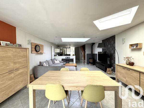 Maison de ville 4 pièces de 104 m² à Halluin (59250)