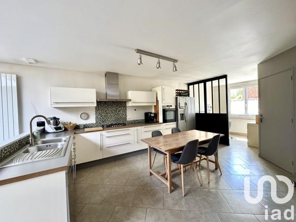 Maison de ville 4 pièces de 104 m² à Halluin (59250)