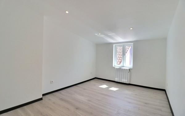 Maison à vendre    5 pièces • 104,11 m2 Forbach