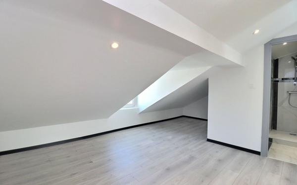 Maison à vendre    5 pièces • 104,11 m2 Forbach